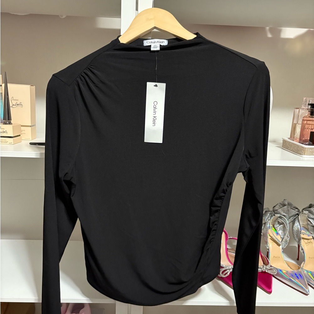 Calvin Klein Black Long Sleeve Sleek Dressy Top Size Medium M